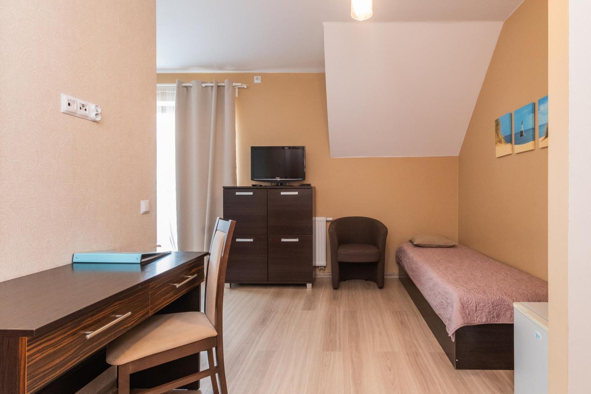 Sztutowo Lazurowy Dwor - Apartamenty Oraz Pokoje Z Basenem I Parkingiem Zimmer foto